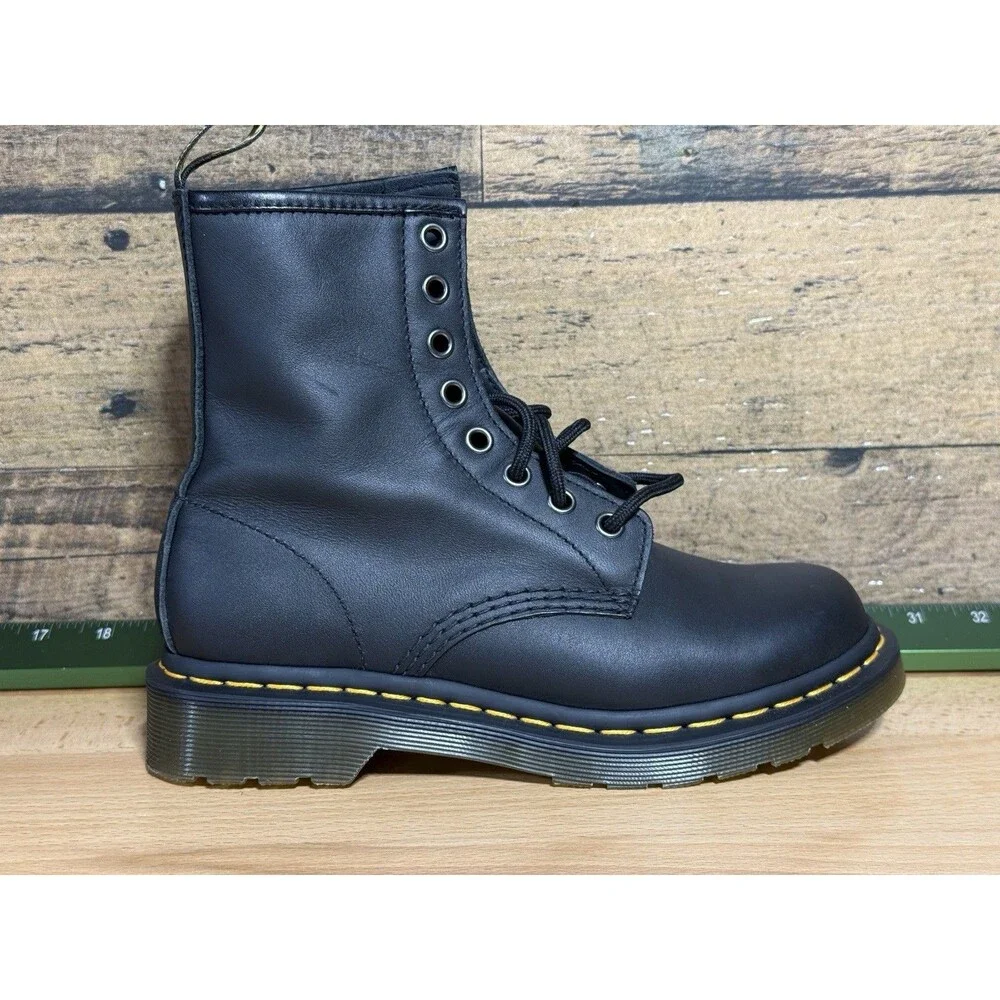 NEW-Dr Martens 11821 1460 Smooth Black Leather Combat Womens Boots Sz 6 Doc